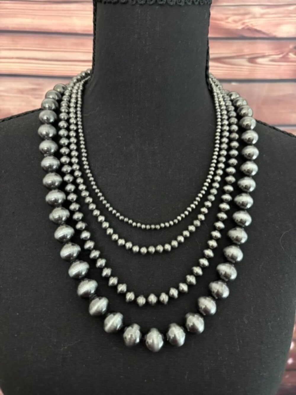 Tipi Western 4 Layered Navajo Style Pearl Necklace NWT